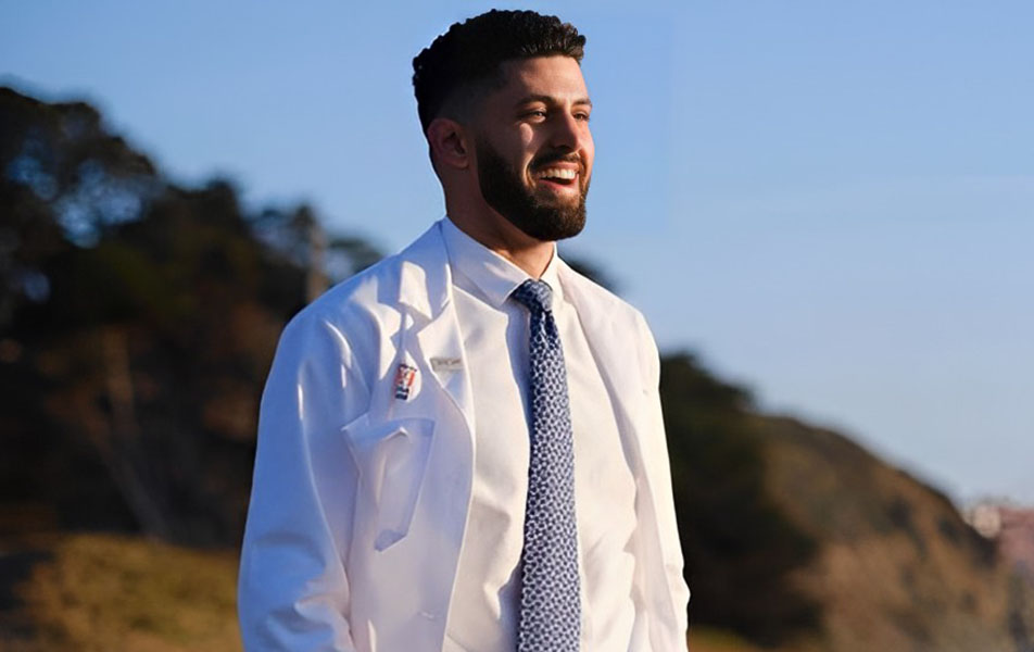 Meet Dr. Aria Asemi